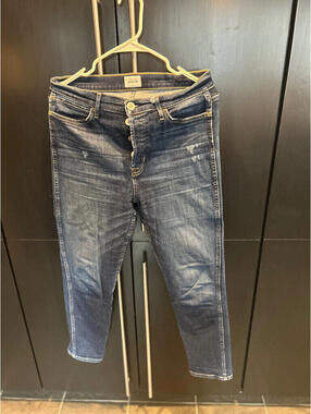 Women’s size 30 Hudson jeans